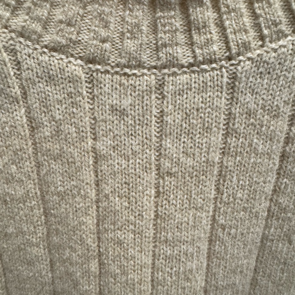 Banana Republic Made of Italian Yarn/wool 80%-Unisex Crewneck Sweater - Picture 5 of 10